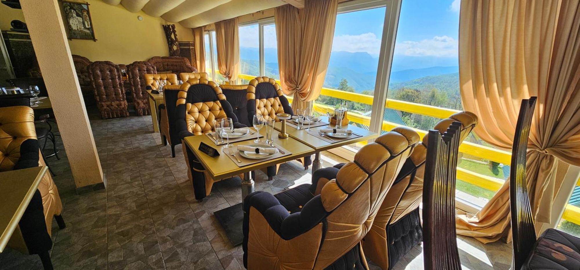 Bali Mountain Montenegro Hotel 4*