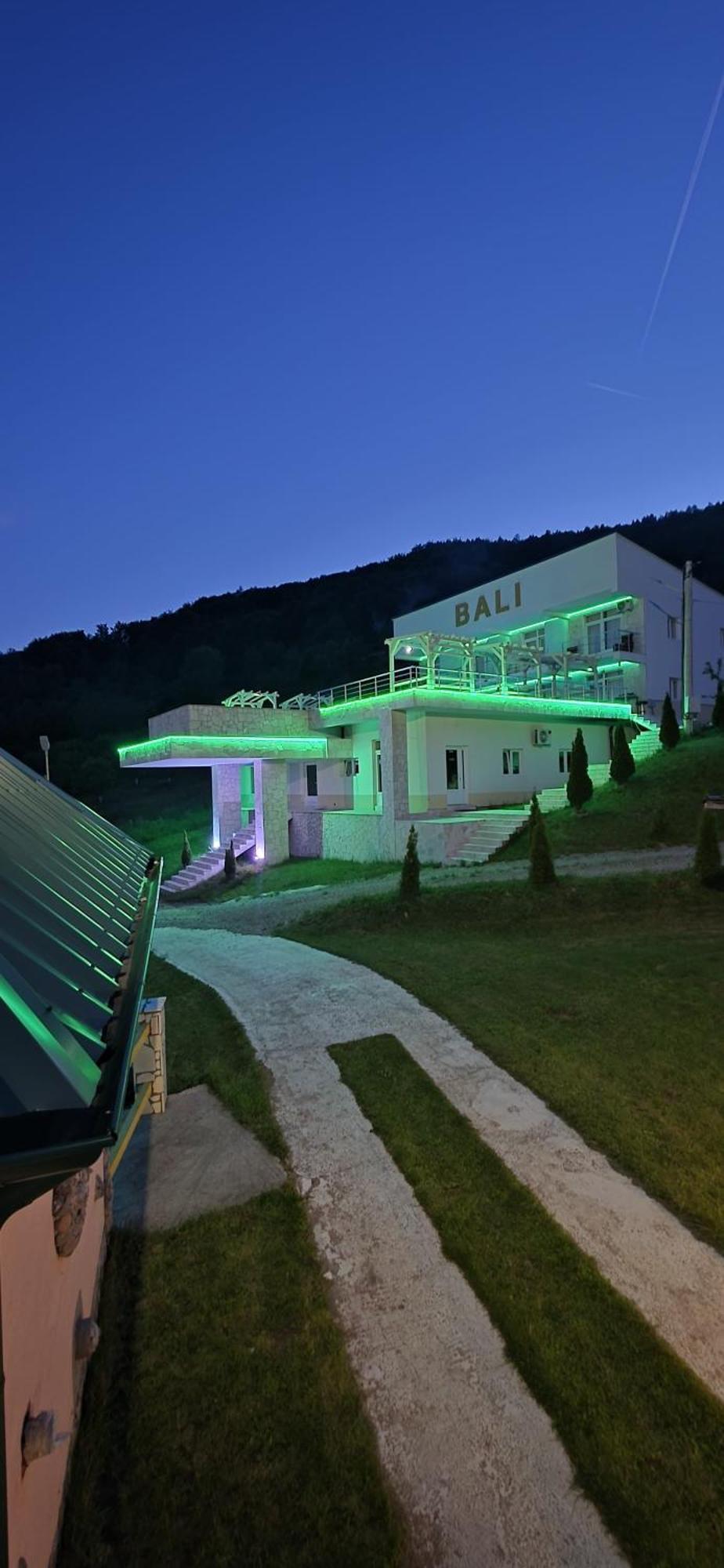 Hotel Bali Mountain Montenegro 4*